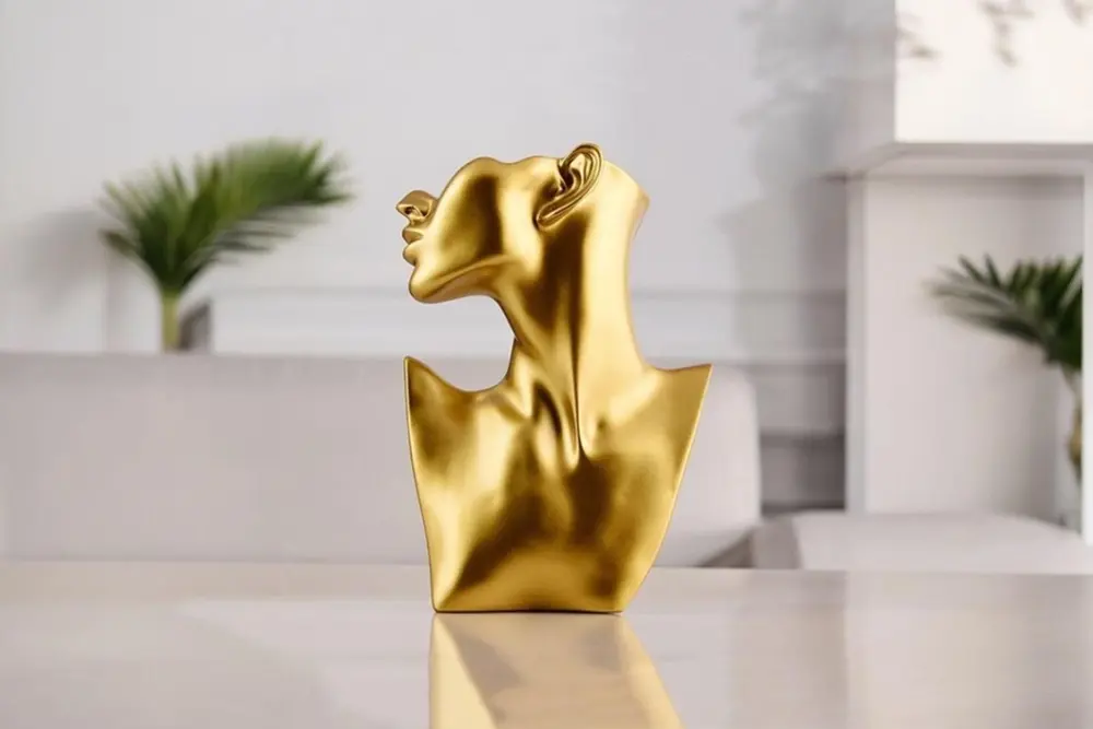 Dekoratif Kadın Büst Takılık Gold