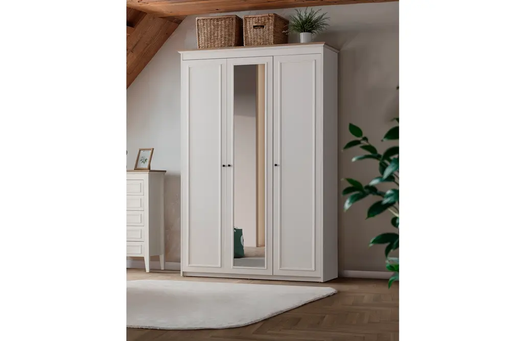 Petra Ay Gardırop, 3 Kapaklı