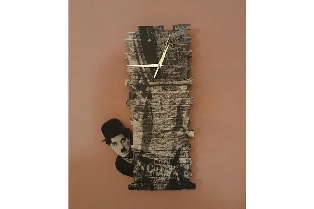Cahrlie Chaplin Wall Dekoratif Sarkaçlı Duvar Saati