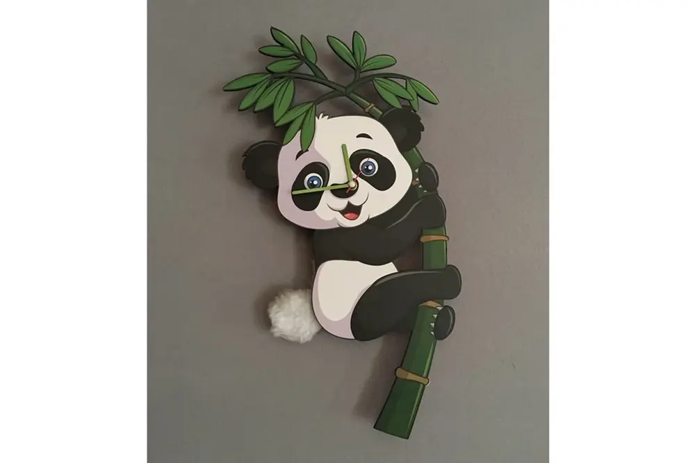 Panda Dekoratif Sarkaçlı Duvar Saati