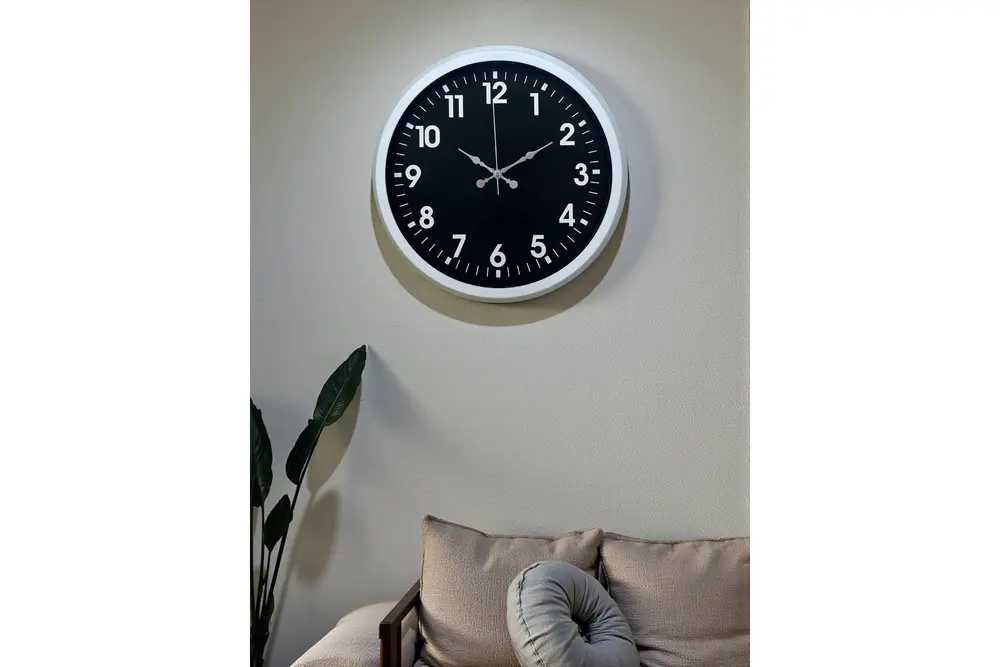 White Pure Kontrast Metal Duvar Saati 40 Cm