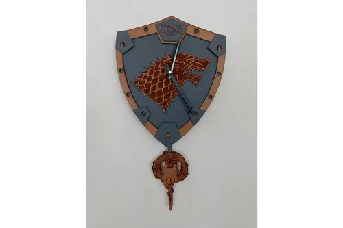 Winter Coming Stark Sallanır Sarkaçlı Duvar Saati